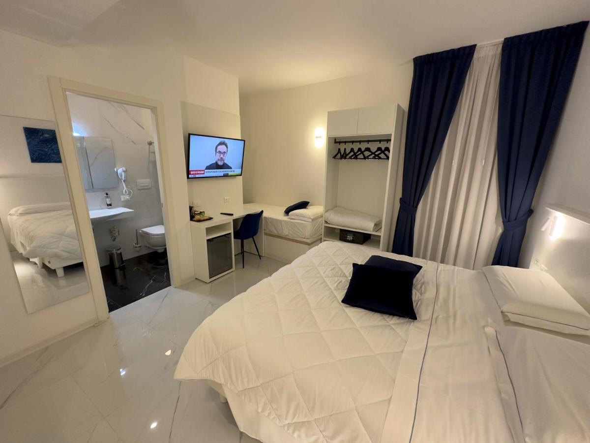 Hotel Smart Cruise Civitavecchia Ngoại thất bức ảnh